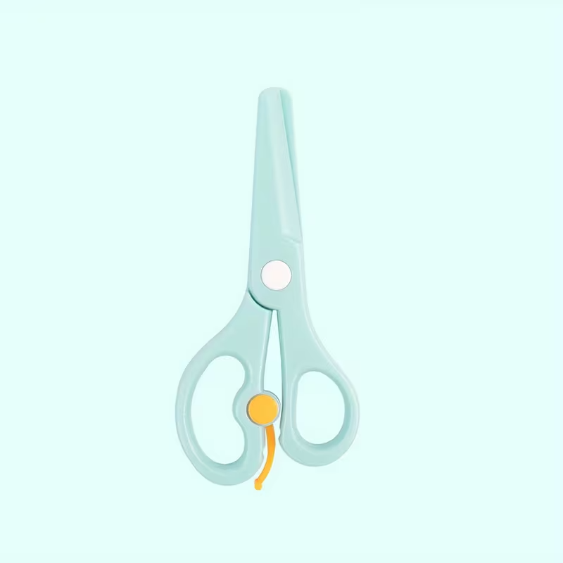 Безпечні пластикові ножиці з поворотним механізмом для дітей  , блакитні ( РР-5 blue )