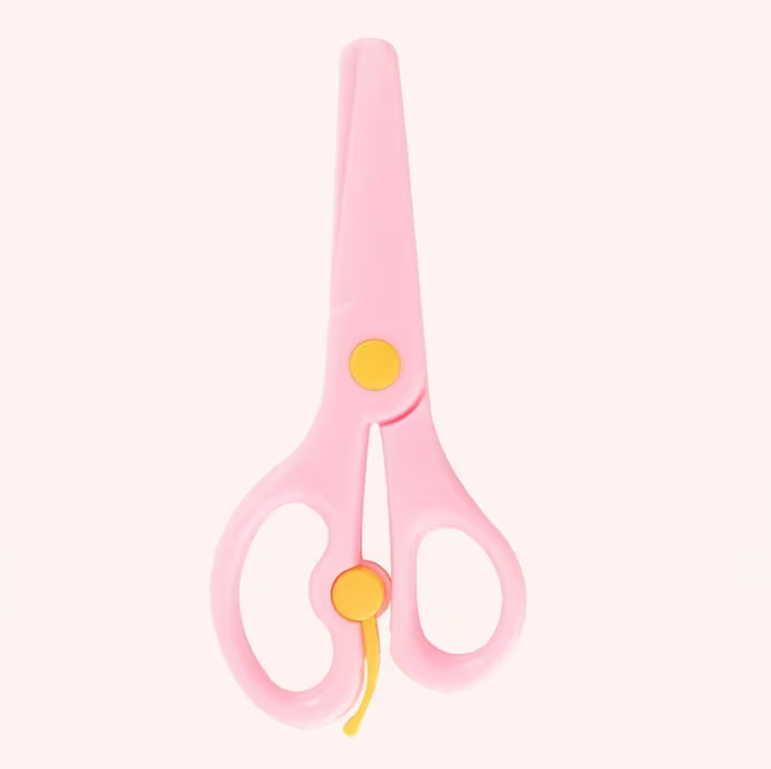 Безпечні пластикові ножиці з поворотним механізмом для дітей  , рожеві ( РР-5 pink )