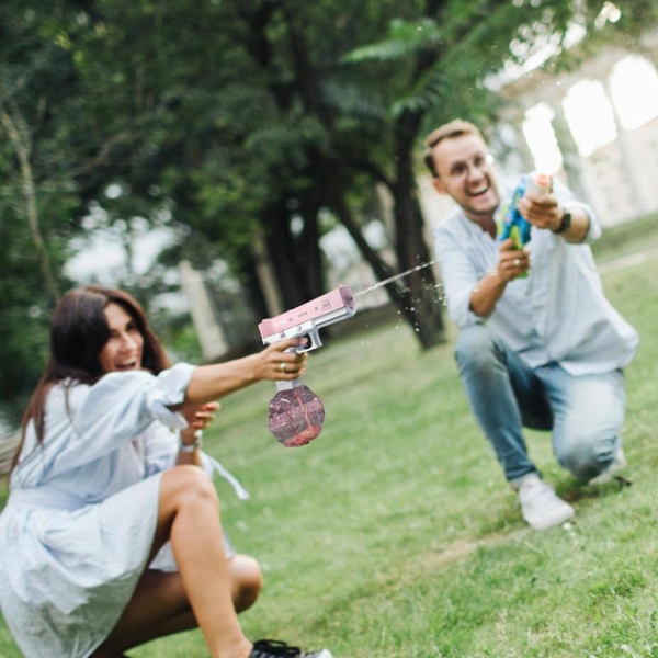 Водяний пістолет UKBOO акумуляторний електричний Water Gun Glock, 2 обойми, рожевий ( LK-1- P) Водяний пістолет UKBOO акумуляторний електричний Water Gun Glock, 2 обойми, рожевий ( LK-1- P)